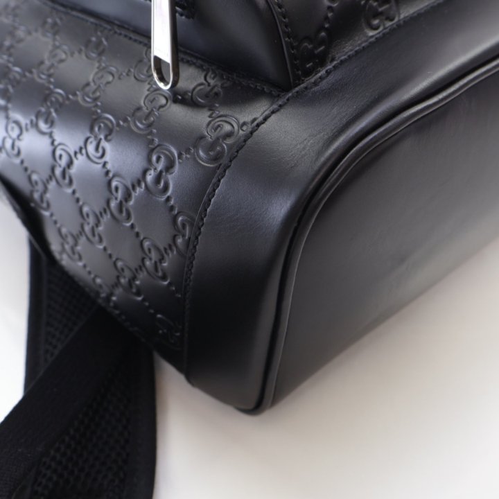 Gucci Black Guccisima Leather GG Signature Day Backpack
