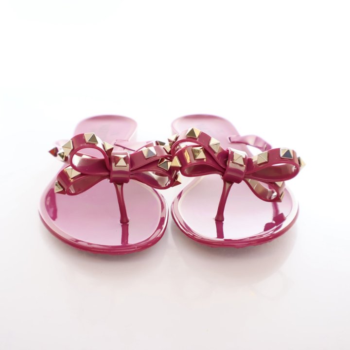 Valentino Jelly Sandals Sz 36 - Luxe Du Jour