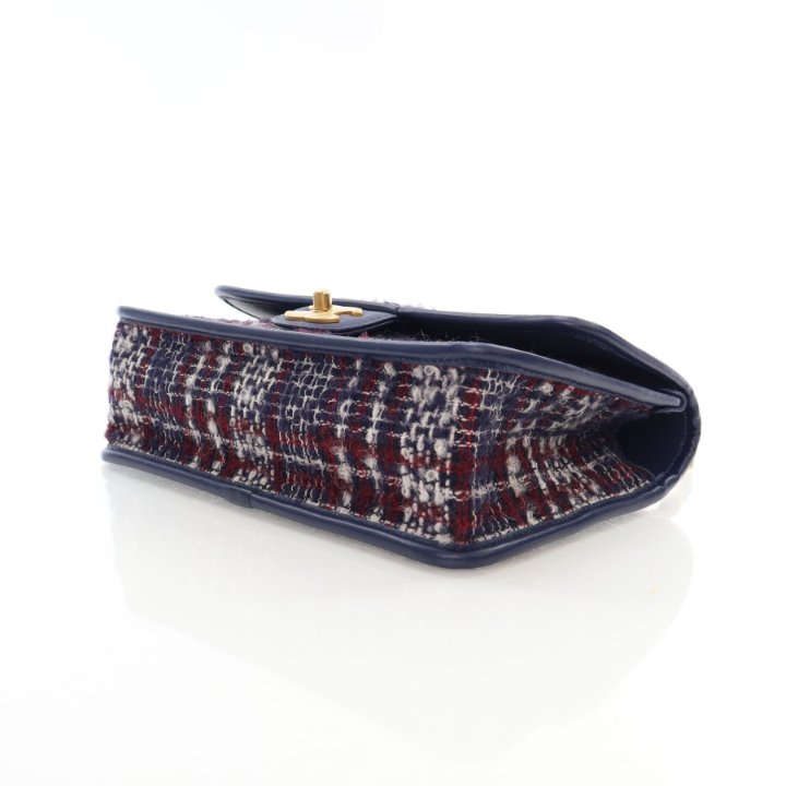 ショルダーバッグ・ポシェット × ヴィンテージ(中古) Chanel Tweed School Memory Rectangle Bag Chanel School Memory Square Top Handle Black With Antique