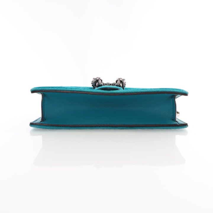 ミニチュチュ　オディール Gucci Super Mini Velvet Dionysus Shoulder Bag - Luxe Du Jour