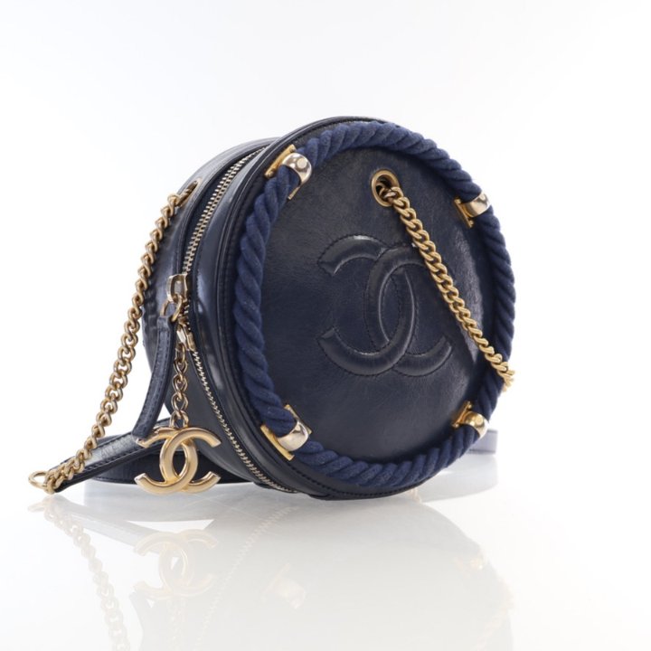 Chanel Blue Calfskin En Vogue Round Bag - Luxe Du Jour