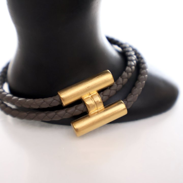 入手困難＊おしゃれ♪【HERMES】Tournis Tresse bracelet Tournis Tresse bracelet | Hermès USA