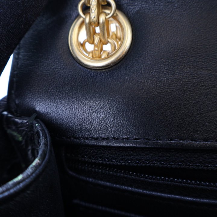 Chanel Black Crocodile Embossed Paris-New York Reissue 224 - Luxe
