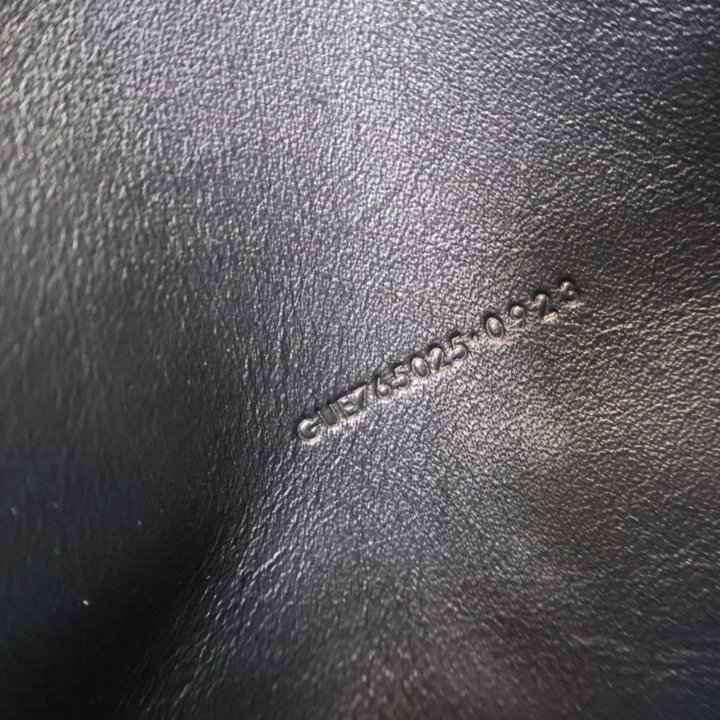 Saint Laurent (YSL) Small Calypso Zipped Pouch - Luxe Du Jour