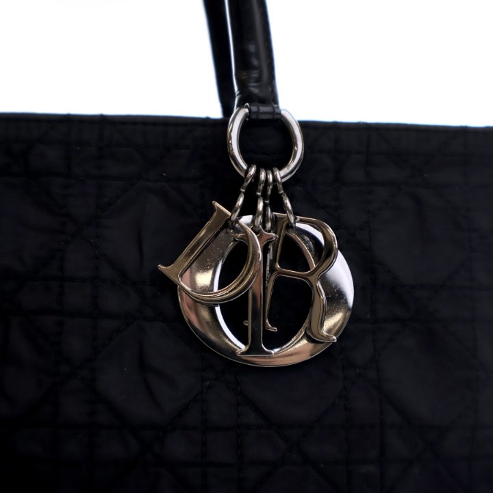 【ヴィンテージ】Rank:A☆Dior BLACK ディジョイ スモール BAG Dior Vintage Tote | Black Dark Silver Handbag - Luxe Du Jour