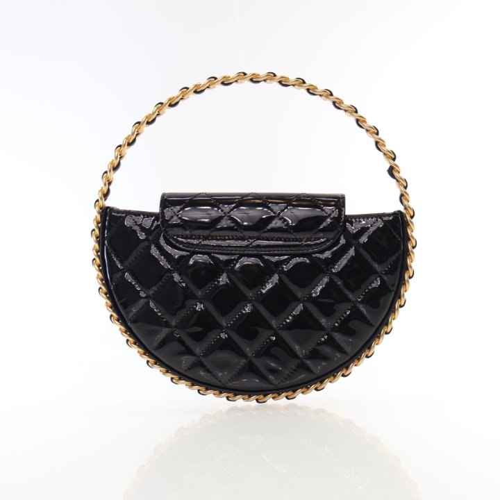 バッグ CHANEL BAG Chanel 22 ミニ ハンドバッグ、シャイニー カーフスキン