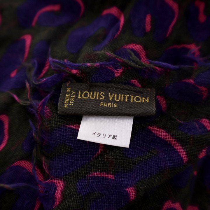 【Louis Vuitton】スティーブン・スプラウス　スカーフ Louis Vuitton Stephen Sprouse Animal Print Striped Scarf in Cream