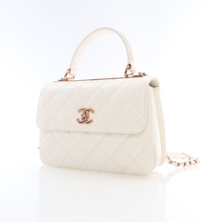 ト*ル様 CHANEL シャネル ミニバッグ ポーチ コーヒーブラウン×ホワイト Chanel Small White Lambskin Trendy CC Top Handle Bag - Luxe Du Jour