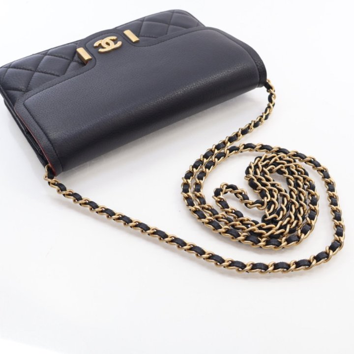 Chanel Black Calfskin Archi Chic Wallet On Chain (WOC