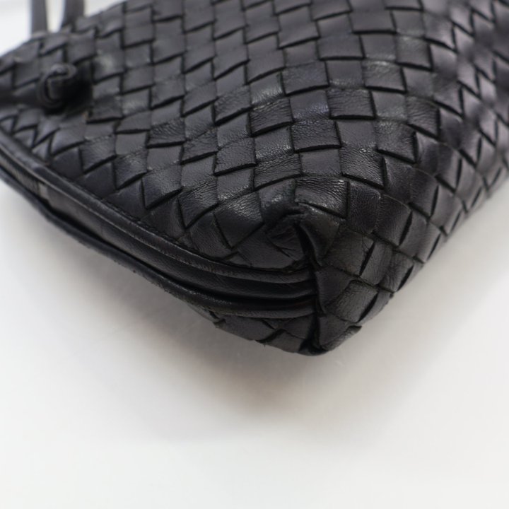 BOTTEGA VENETA(正規品/送料関税込み)INTRECCIATO NODINI CROSS Red Intrecciato Nodini Crossbody Bag | Authentic & Vintage