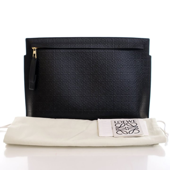 t pouch loewe