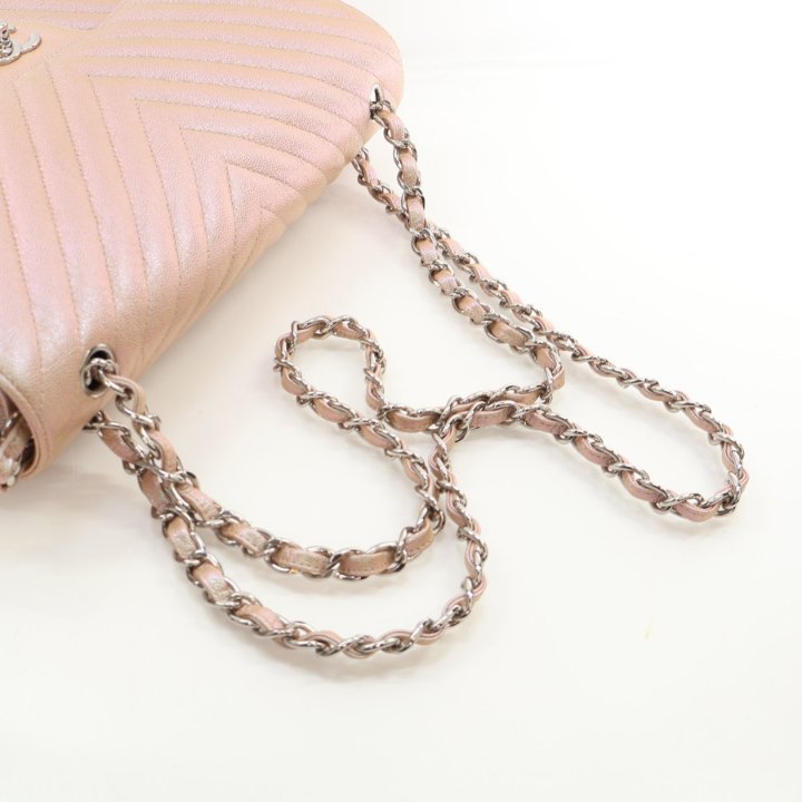 Chanel Jumbo Pink Iridescent Caviar Chevron Classic Double