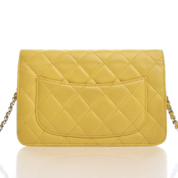 国内即発 CHANEL カメリア ラウンドジップ zip wallet イエロー ≪新品≫ CHANEL シャネル 2022年春夏プレコレクション ジップ