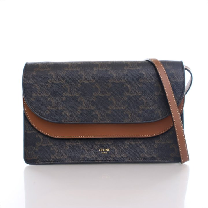 CELINE【入手困難】CANVAS★TRIOMPHE STRAP WALLET★ SMALL 全色 CELINE【入手困難】CANVAS☆TRIOMPHE STRAP WALLET☆ SMALL 全色