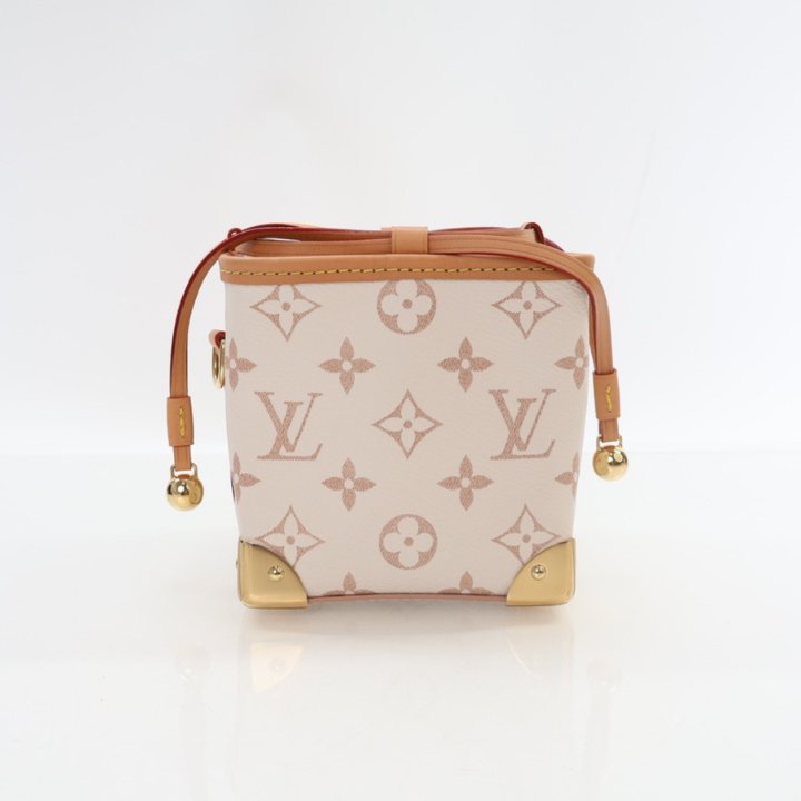 Louis Vuitton エピラインNoé バッグ Vintage Louis Vuitton Crossbody or Shoulder Bucket Bag Petit