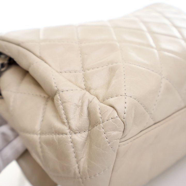 Chanel Cream Aged Calfskin Single Flap Bag - Luxe Du Jour