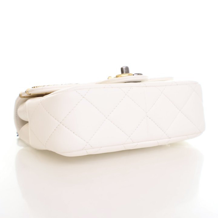 CHANEL ホワイト ミニバッグ s-l400.jpg