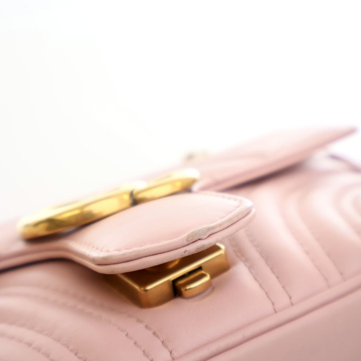 財布・小物その他 GUCCI PINK BEIGE LEATHER GG MARMONT MINI BAG Gucci Marmont Mini - Luxe Du Jour