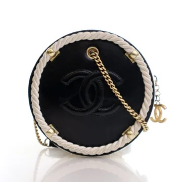 Chanel Small Black Crumpled Calfskin En Vogue Round Bag