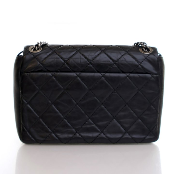 CHANEL ★ Chanel Mini Classic Lambskin Square Flap Black Chanel Mini Black Lambskin Square Classic Flap Bag - Luxe Du