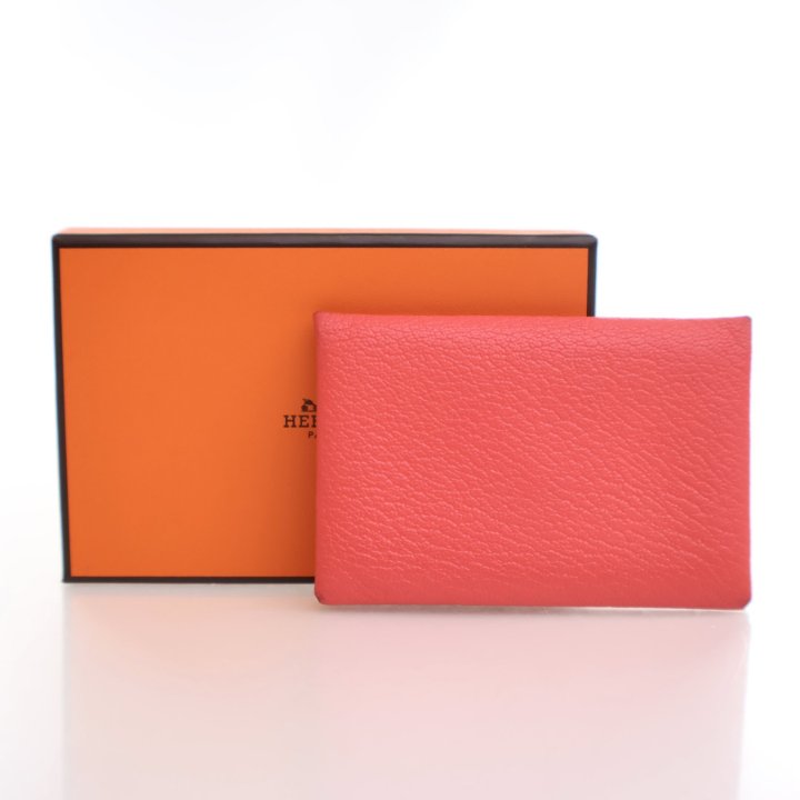Hermes Rose Texas Chevre Mysore Calvi Card Holder - Luxe Du Jour