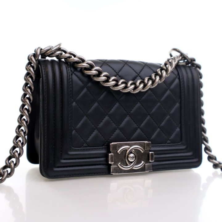 【ヴィンテージ】Rank:S☆Chanel Black Series28 Boy Small Bag Chanel Boy Small Caviar Black | SACLÀB