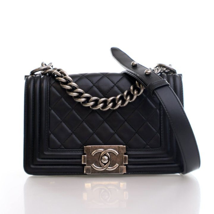 【ヴィンテージ】Rank:S☆Chanel Black Boy Small Series 28 Chanel Small Black Calfskin Double Stitch Boy Bag - Luxe Du Jour