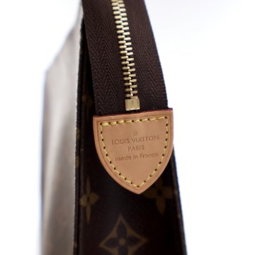 Louis Vuitton モノグラムミニポーチ Mini Pochette Accessoires Monogram Canvas | LOUIS VUITTON ®