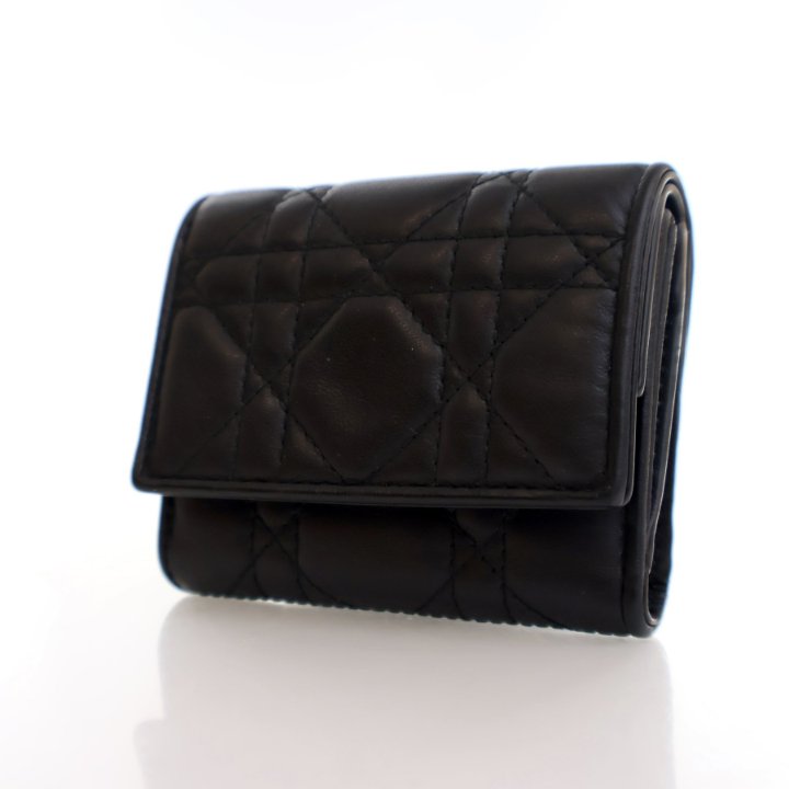 小物 lady dior lotus wallet Lady Dior Lotus Wallet Sand-Colored Patent Cannage Calfskin
