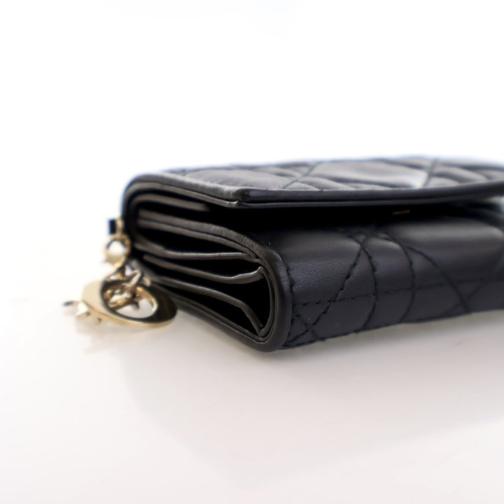 小物 lady dior lotus wallet Lady Dior Lotus Wallet Cloud Blue Patent Cannage Calfskin | DIOR