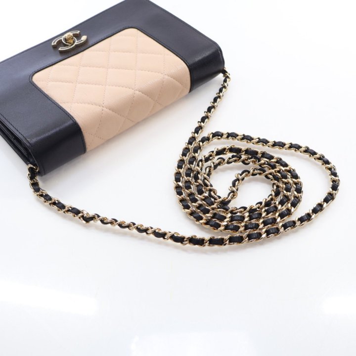 Chanel Bicolor Sheepskin Madamoiselle Wallet On Chain (WOC