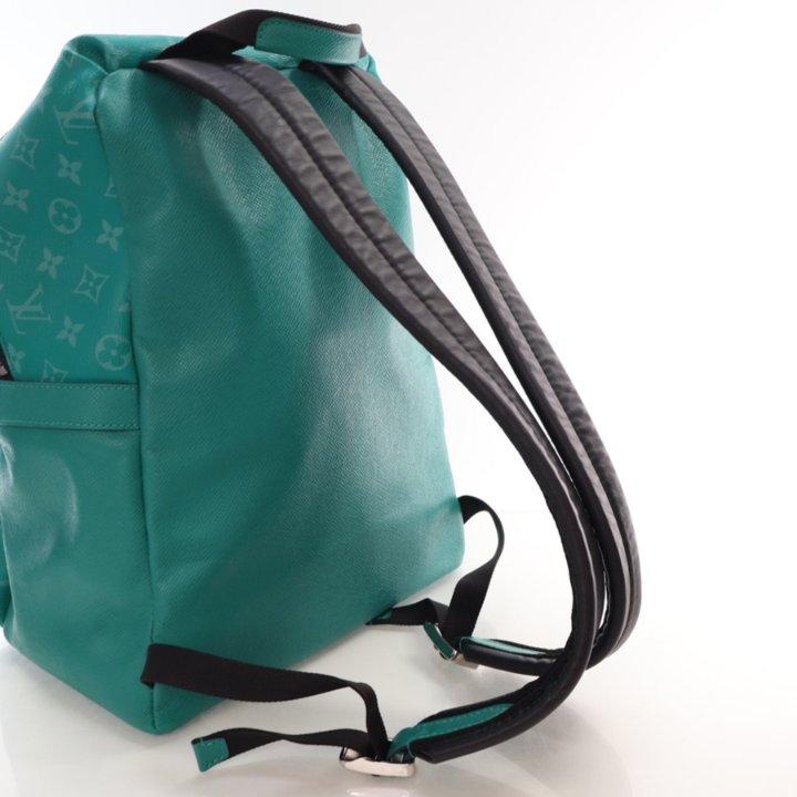 Louis Vuitton Monogram Discovery Backpack PM - Luxe Du Jour