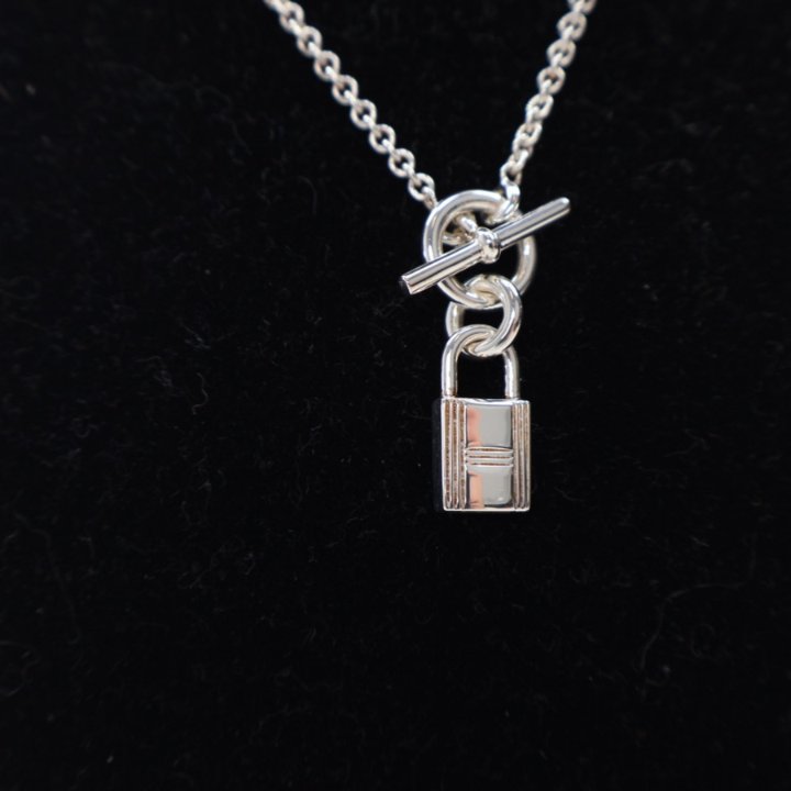 Hermes Cadenas Kelly Lock Pendant Necklace - Luxe Du Jour