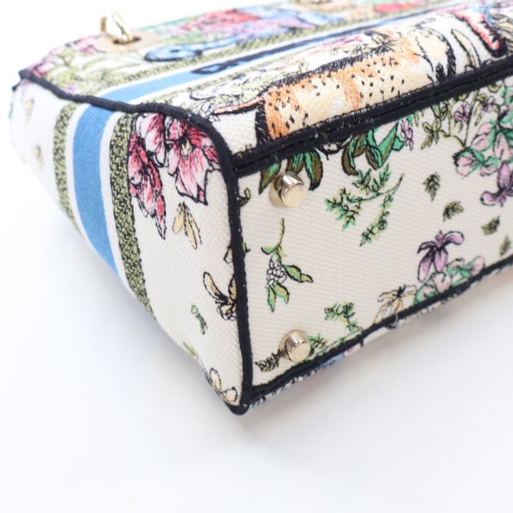 Dior Medium Embroidered Canvas Lady D-Lite Bag - Luxe Du Jour