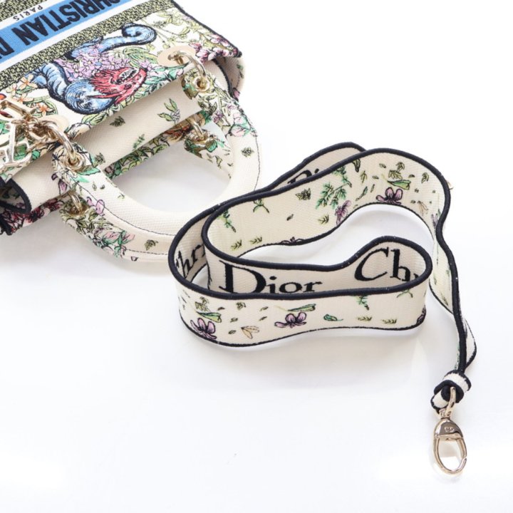 【関税込み】LADY D-LITE MEDIUM BAG カナージュ刺繍 Dior Medium Lady D-Lite Bag Gray Cannage Embroidery in Linen