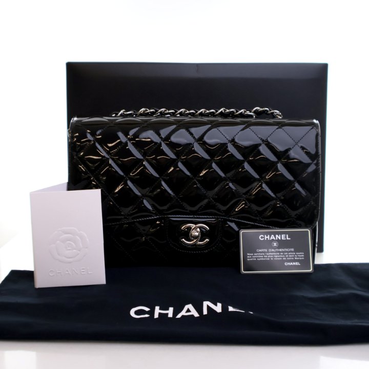 ショルダーバッグ・ポシェット × ヴィンテージ(中古) Chanel Patent Classic Jumbo Chanel Jumbo Black Patent Classic Single Flap Bag - Luxe Du Jour