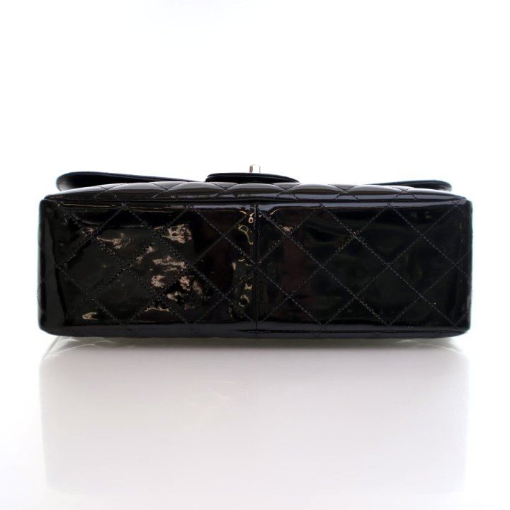 ショルダーバッグ・ポシェット × ヴィンテージ(中古) Chanel Patent Classic Jumbo Chanel Jumbo Black Patent Classic Single Flap Bag - Luxe Du Jour