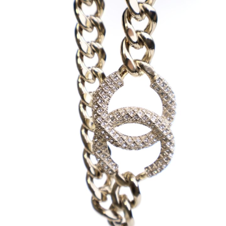 Chanel Crystal CC Chain Belt - Luxe Du Jour display picture 1