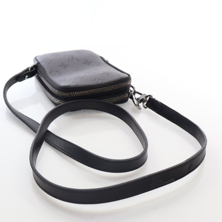 Louis Vuitton ダブルフォンポーチ ルイヴィトン) M69534 ダブル・フォン ポーチ (Louis Vuitton