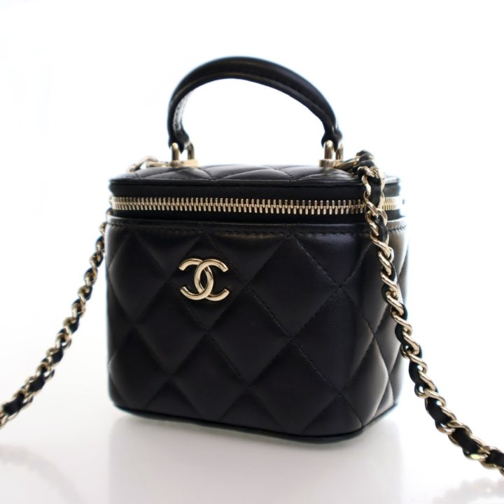 Chanel Mini Lambskin Top Handle Vanity Case With Chain - Luxe Du Jour