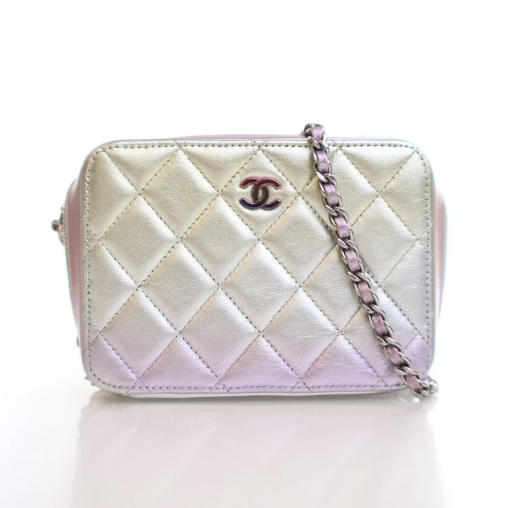 【CHANEL】CAMERA CASE カメラ ケース/バッグ★カーフスキン CHANEL/ シャネル】マトラッセ ミニ カメラ ケース カーフスキン