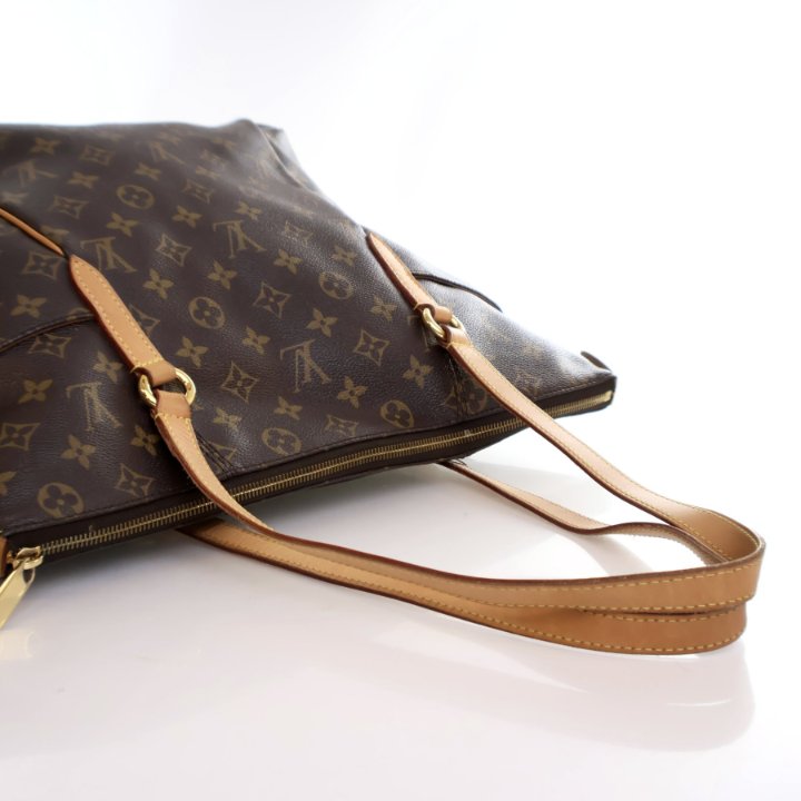 Louis Vuitton Monogram Totally MM - Luxe Du Jour