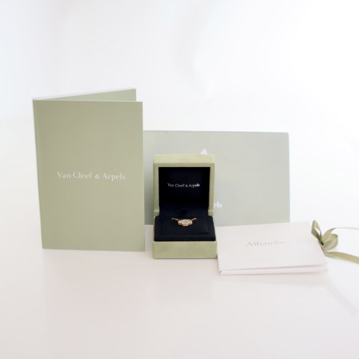 Van Cleef and Arpels Vintage Alhambra Necklace - Luxe Du Jour