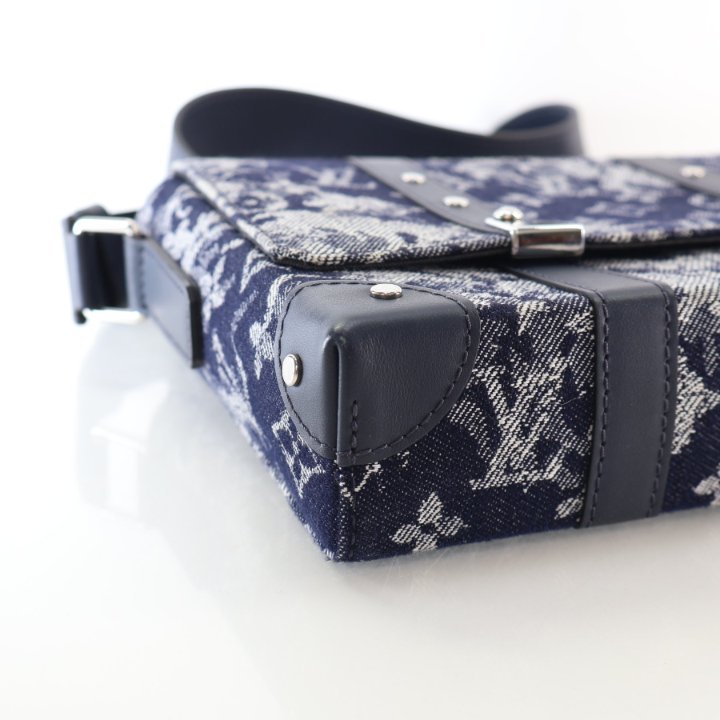 Louis Vuitton Monogram Tapestry Trunk Messenger - Luxe Bag