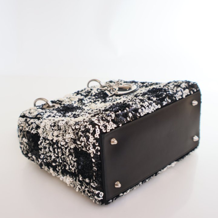 希少■Lady Dior■艶エナメル×ラインストーン■ブラック×シルバー■レア クリスチャンディオールレディディオール 2WAYバッグ 黒 シルバー金具
