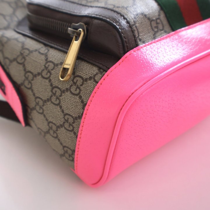 Gucci Small GG Supreme Ophidia Backpack - Luxe Du Jour