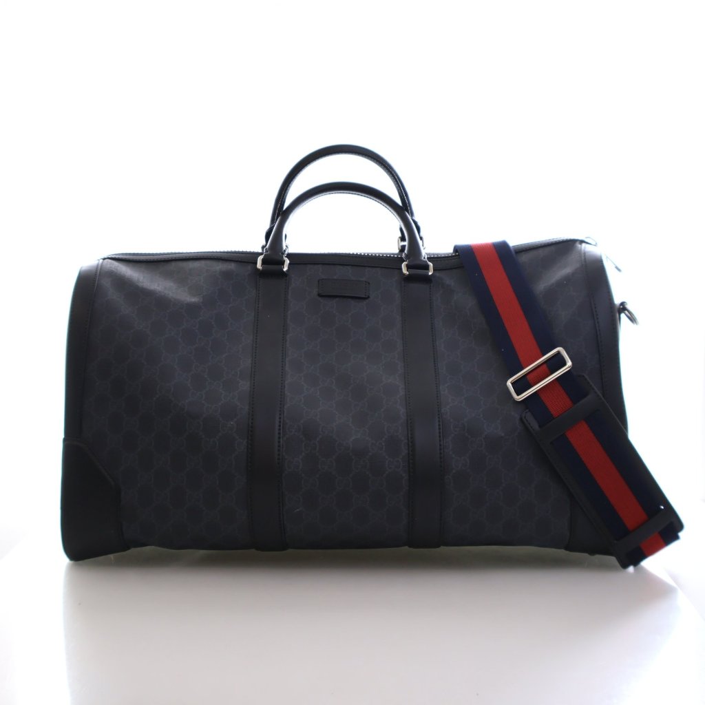 Gucci Large GG Supreme Duffle - Luxe Du Jour