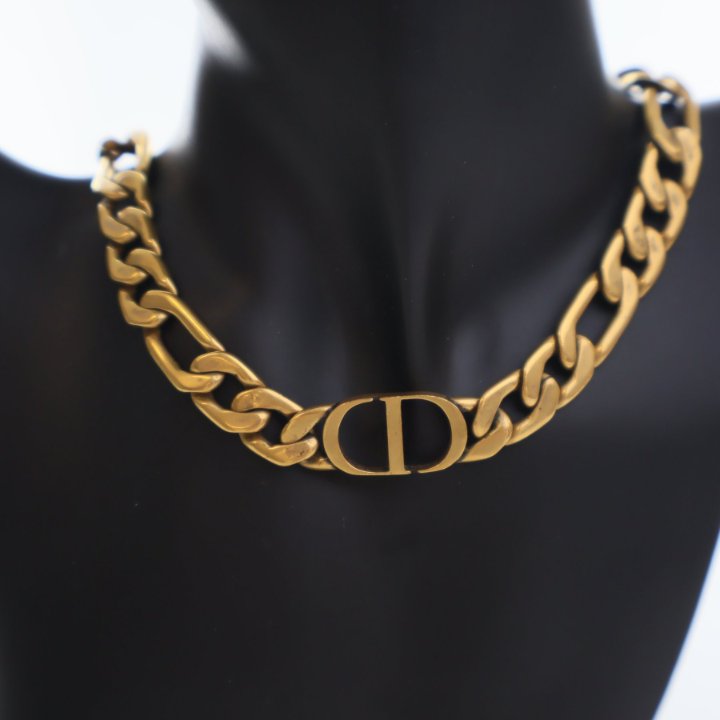 Christian Dior 30 Montaigne CD Choker - Luxe Du Jour