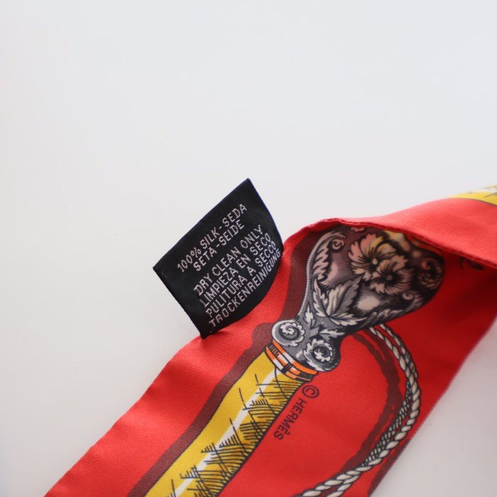 Hermes Cavalcades Silk Twilly - Luxe Du Jour