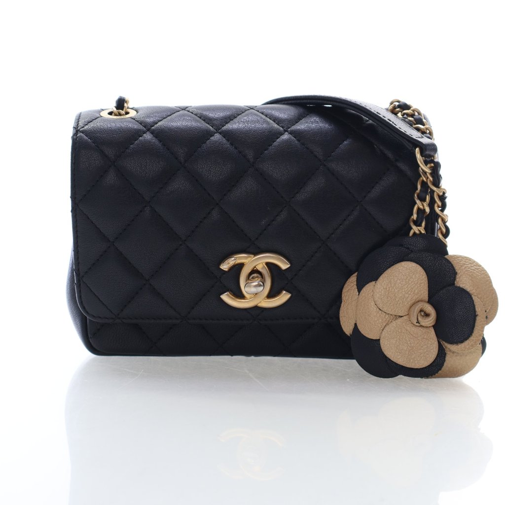 CHANELハンガー　3本　ガーメント　未使用 ドンドン見直し】美品◇CHANEL シャネル ココマークデザイン ベロア
